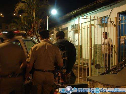 Homem é preso acusado de estupro em Silveira Carvalho, distrito de Barão do Monte Alto