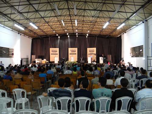 Debate político entre Muriaé