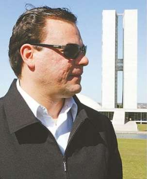 Jornalista muriaeense estreia coluna em jornal de Brasília