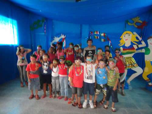 Carnaval no Pró-Criança na Dom Delfim