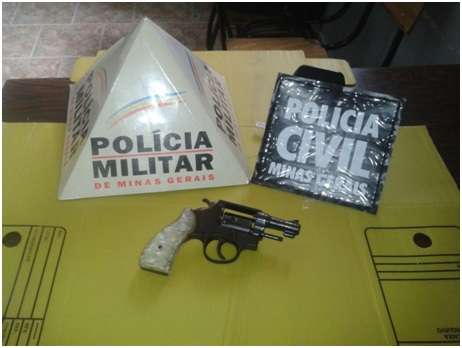 Arma apreendida em Tombos