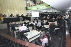 Audiencia publica debate obras contra enchentes em Muriae