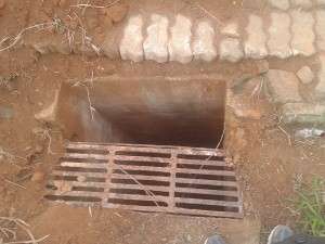 Bueiro aberto no bairro Joao VI em Muriae