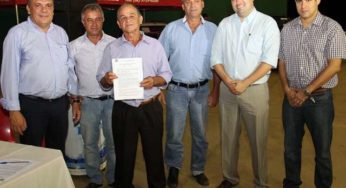 Prefeito de Muriaé lança programa de apoio à pecuária de leite