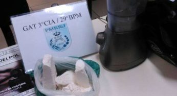 Polícia Militar apreende quase 1 kg de cocaína em Porciúncula