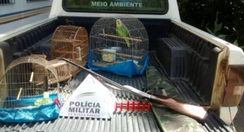Jovem é preso com espingarda e pássaros em Muriaé