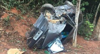 Motorista sai ileso de acidente que destruiu carro em Muriaé