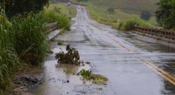 Sem manutenção regular, estrada Cataguases-Leopoldina sofre com os buracos
