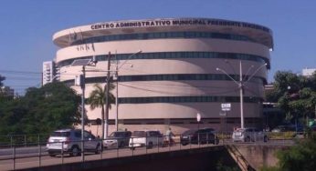 Prefeitura de Muriaé entrega reforma de quadra poliesportiva no Padre Tiago e praça no Planalto