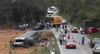 Acidente envolvendo ônibus escolar e caminhão deixar vários feridos na MG-448